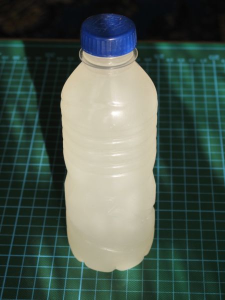 Datei:Kokospalmnektar in Flasche.JPG