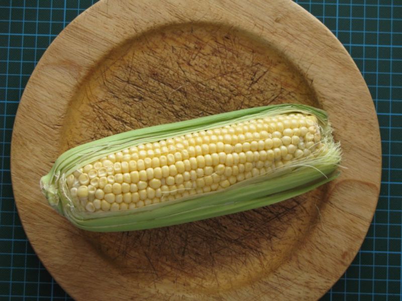 Datei:Maiskolben.JPG
